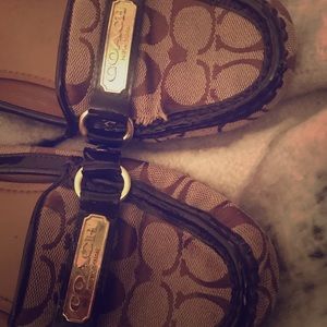 SALE 🔥🔥Coach Flats